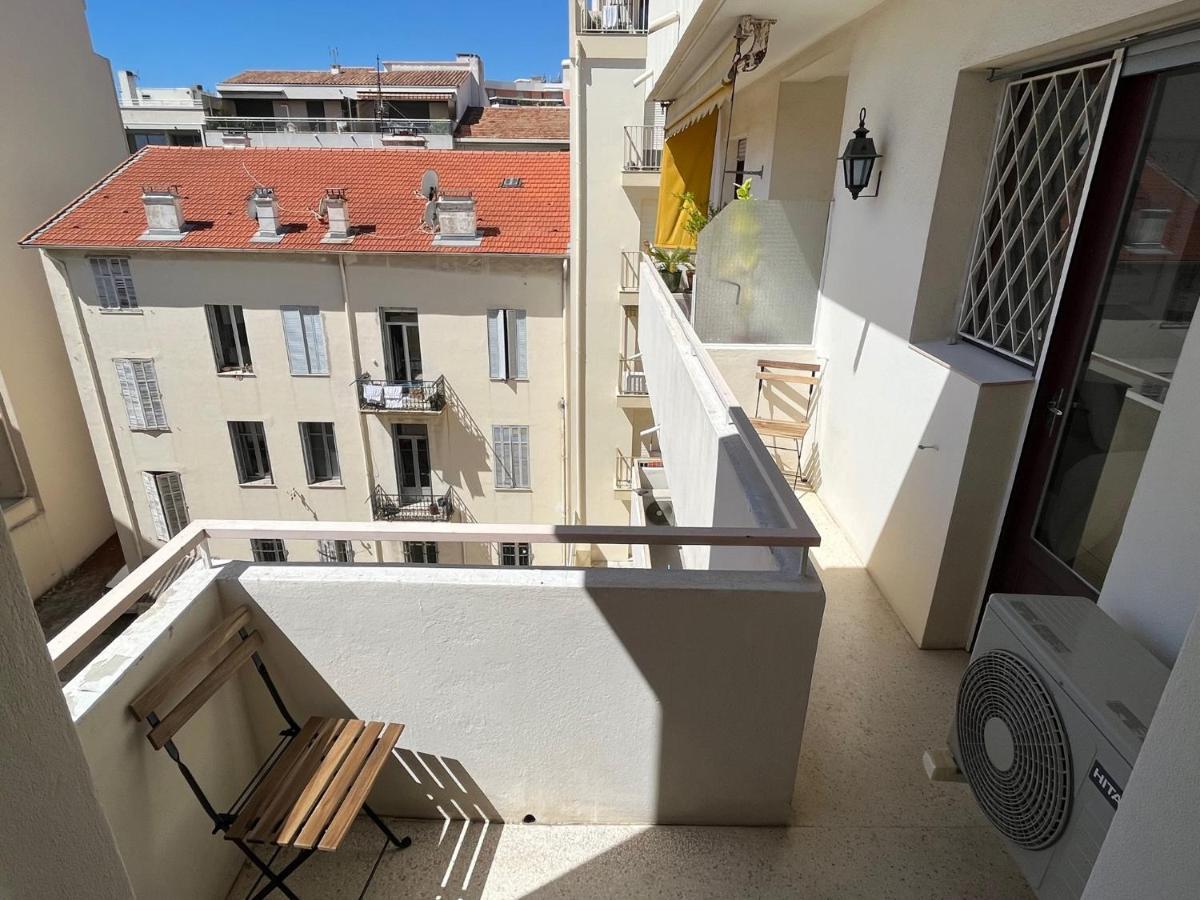 3P Central Refait A Neuf - Parking L430Cm X W275Cm Antibes Extérieur photo